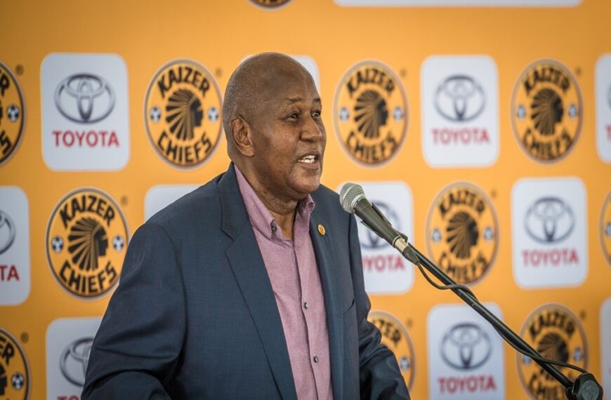 Kaizer Motaung receives honorary doctorate from Wits